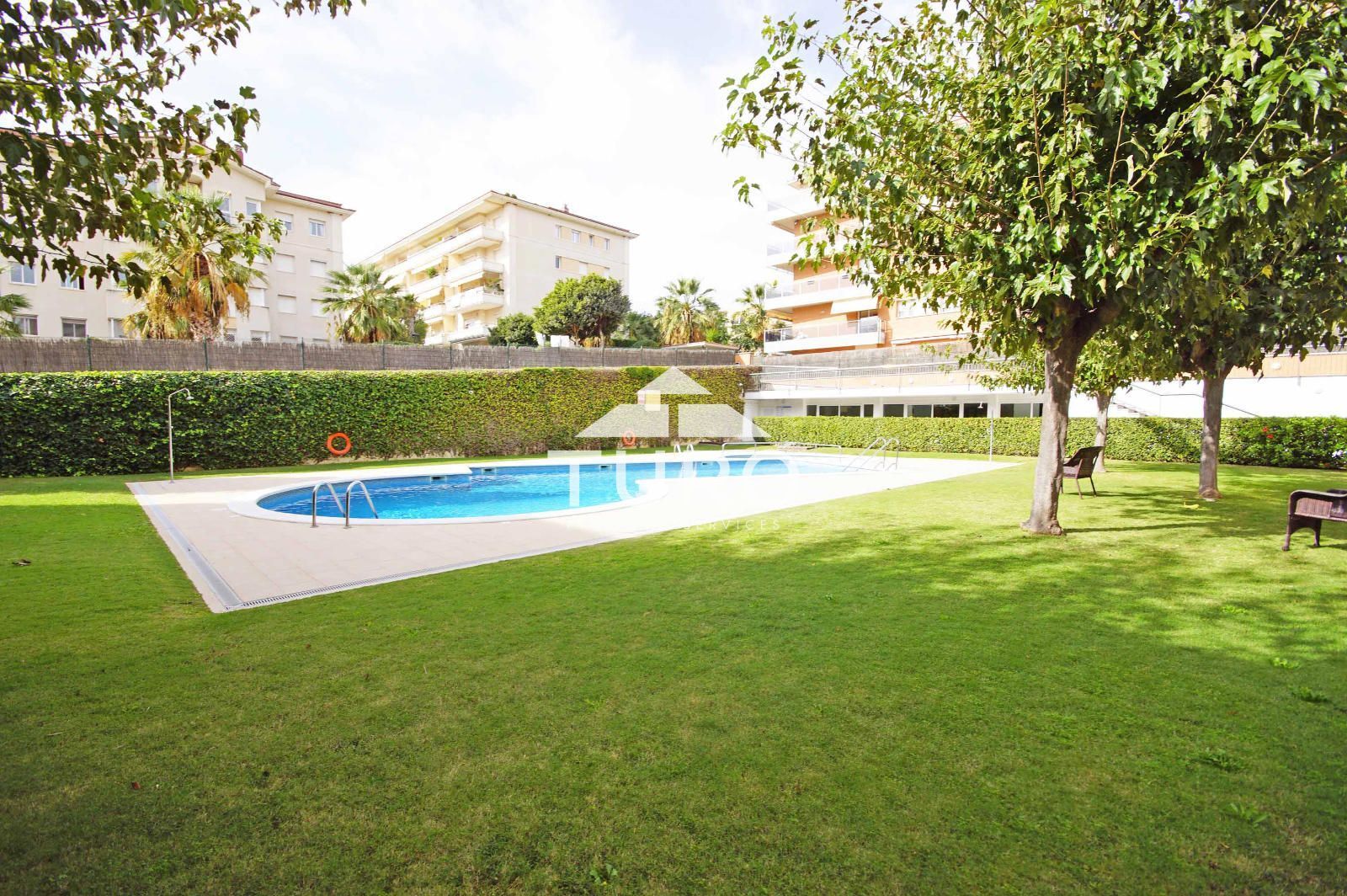 Jardí de Pis en venda en Sitges amb Aire condicionat, Calefacció i Jardí privat