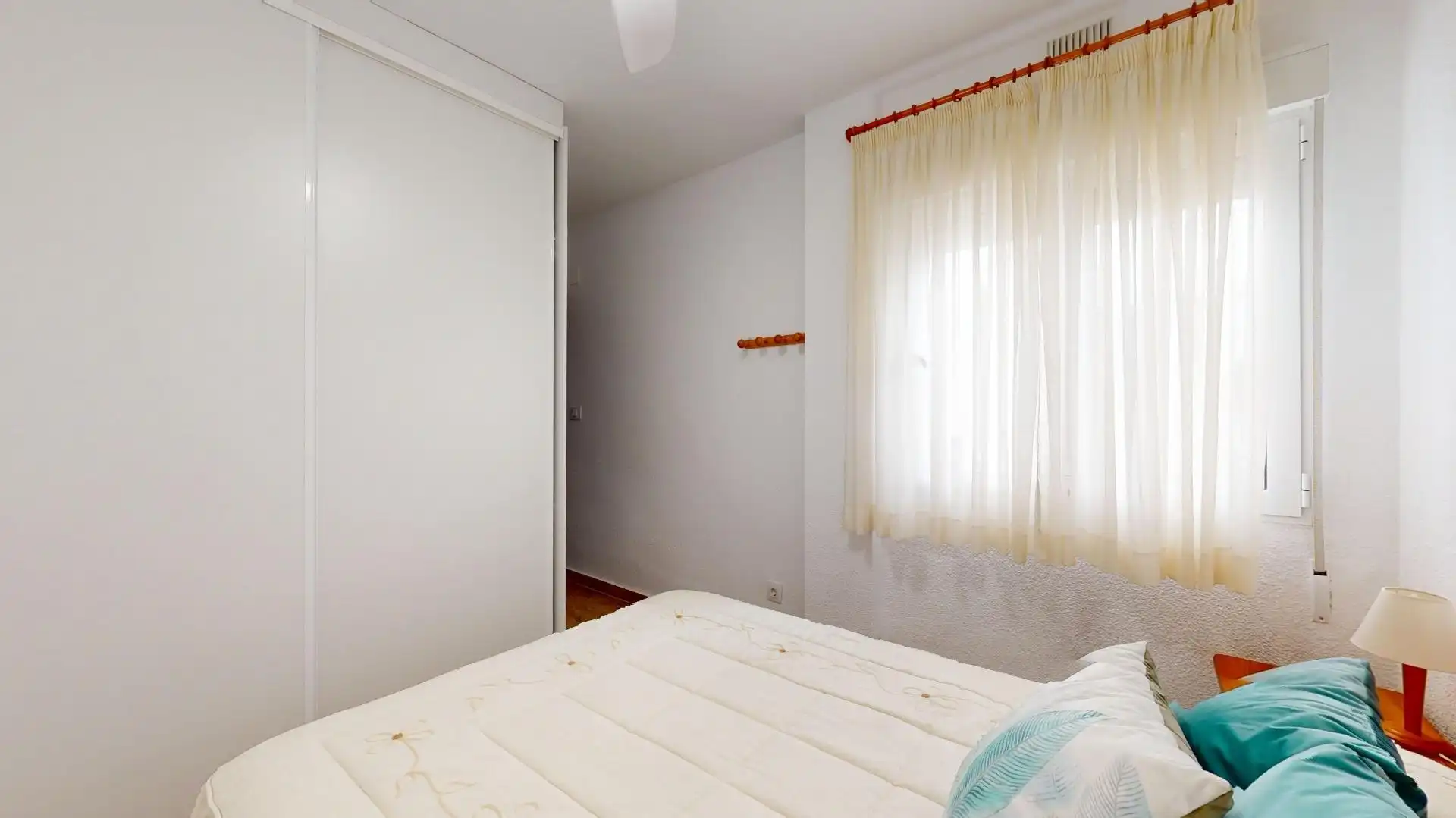 Dormitori de Casa adosada en venda en Pilar de la Horadada amb Jardí privat i Terrassa