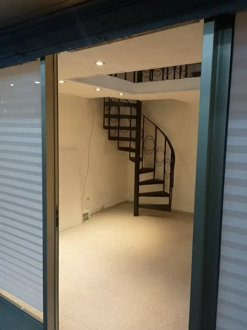 Local comercial de lloguer a Calle Gil de Jaz 3, imagen 4