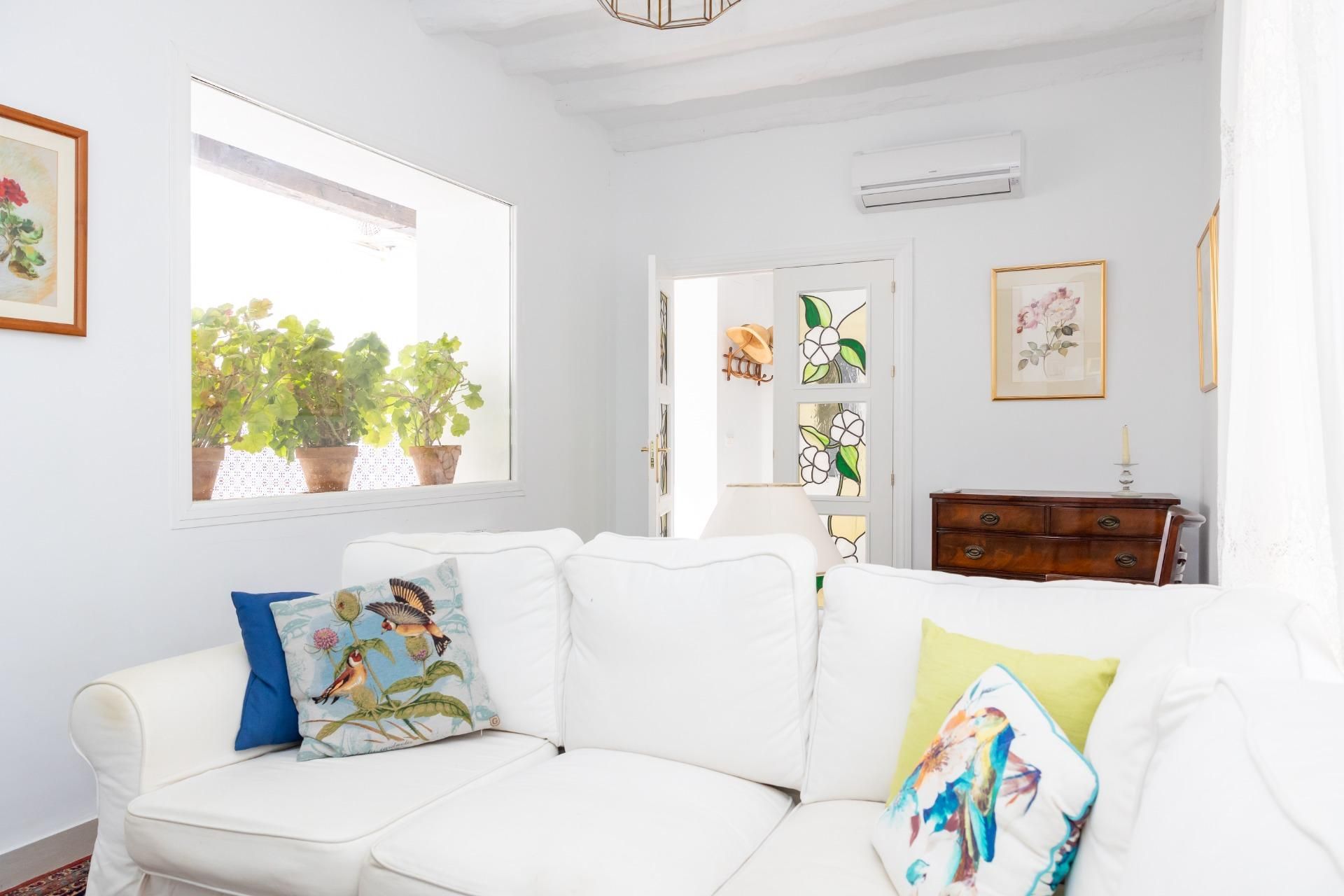 Sala d'estar de Casa o xalet en venda en Lecrín amb Aire condicionat, Calefacció i Balcó