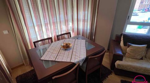 Foto 4 de Apartamento de alquiler en Jacinto Benavente, Villaquilambre, León