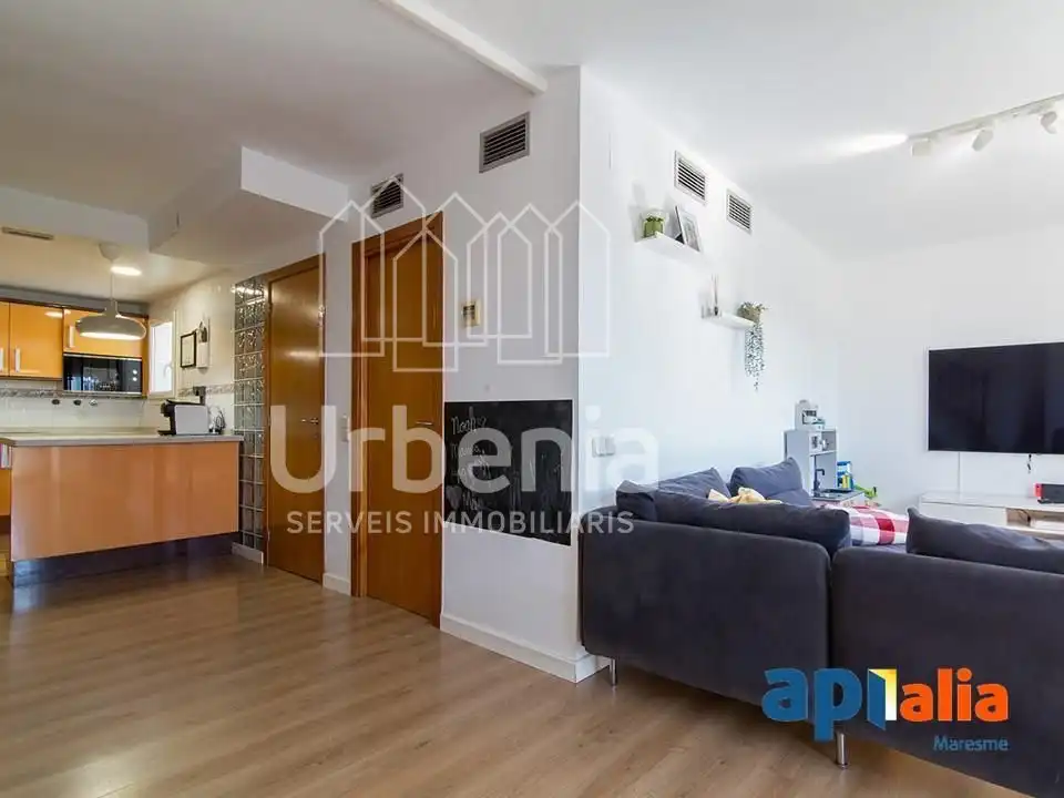 Habitación de Piso en venta en Pineda de Mar con Calefacción y Terraza