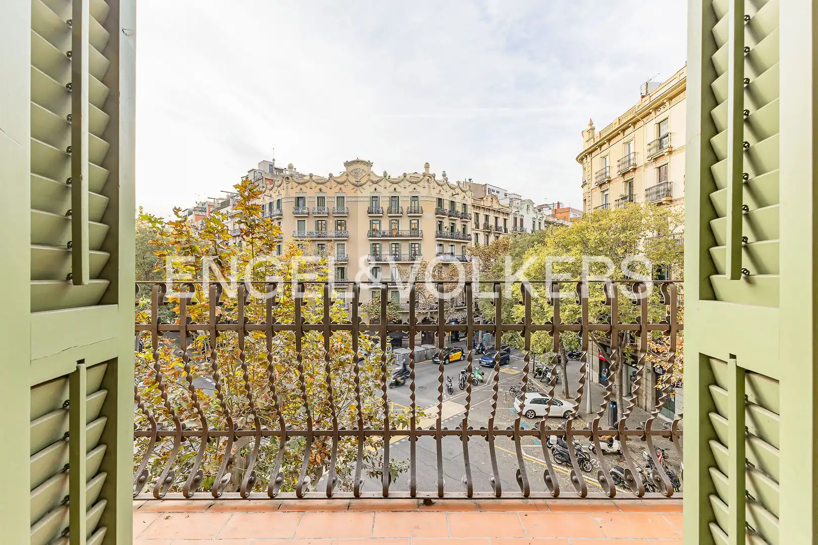 Vista exterior de Pis en venda en Barcelona amb Aire condicionat, Calefacció i Parquet