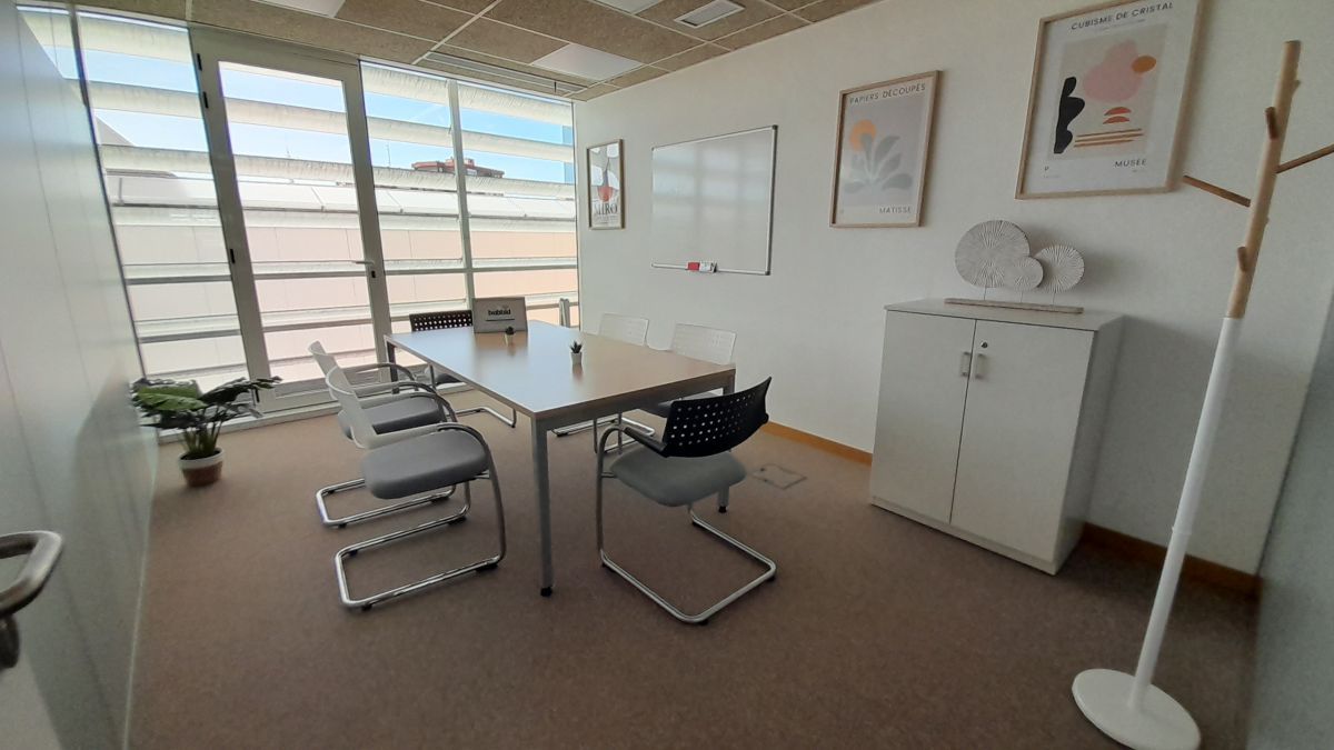 Büro zur Miete in Fuenlabrada mit Klimaanlage und Heizung