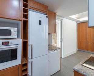 Kitchen of Flat to rent in  Madrid Capital  with Air Conditioner, Heating and Terrace