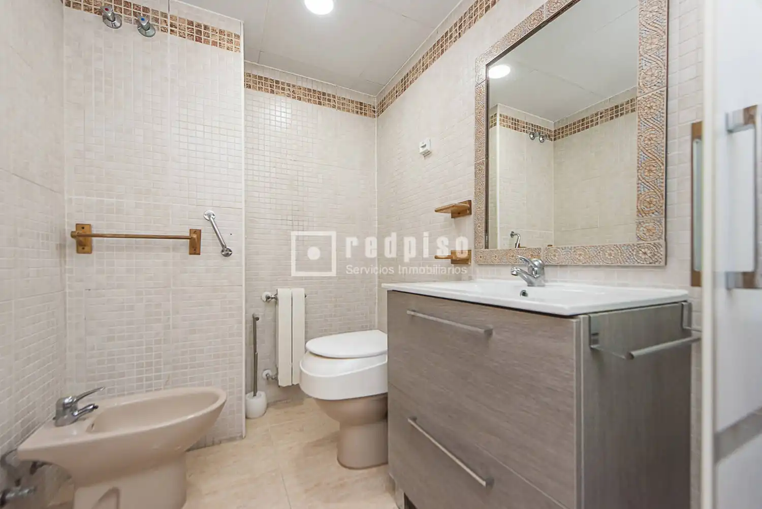 Bathroom of Flat for sale in Pinto  with Heating and Storage room