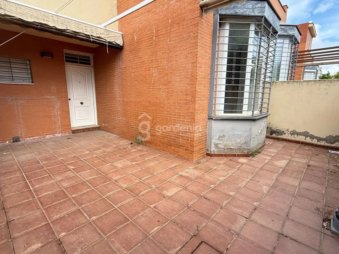Vista exterior de Casa adosada en venta en Castilleja de la Cuesta con Aire acondicionado y Terraza