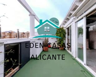 Vista exterior de Àtic en venda en El Campello amb Aire condicionat, Terrassa i Balcó