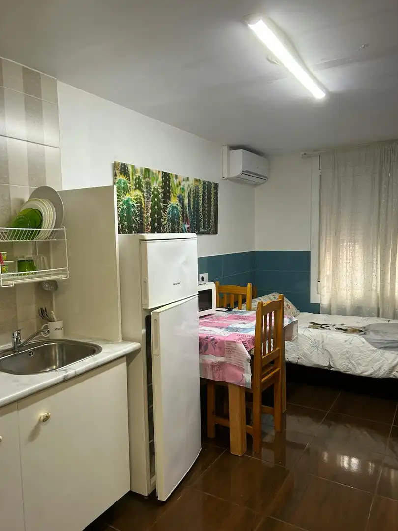 Habitación de Piso de alquiler en Barcelona con Aire acondicionado, Calefacción y Amueblado