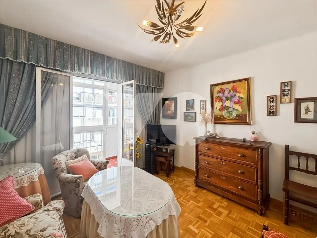 Apartment with terrace for sale in Calle Zalamea