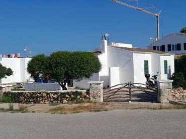Chalet con piscina en venta en Cala d'en Bosch - Serpentona