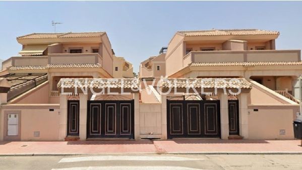 Exterior view of Single-family semi-detached for sale in Torrevieja  with Air Conditioner, Heating and Terrace
