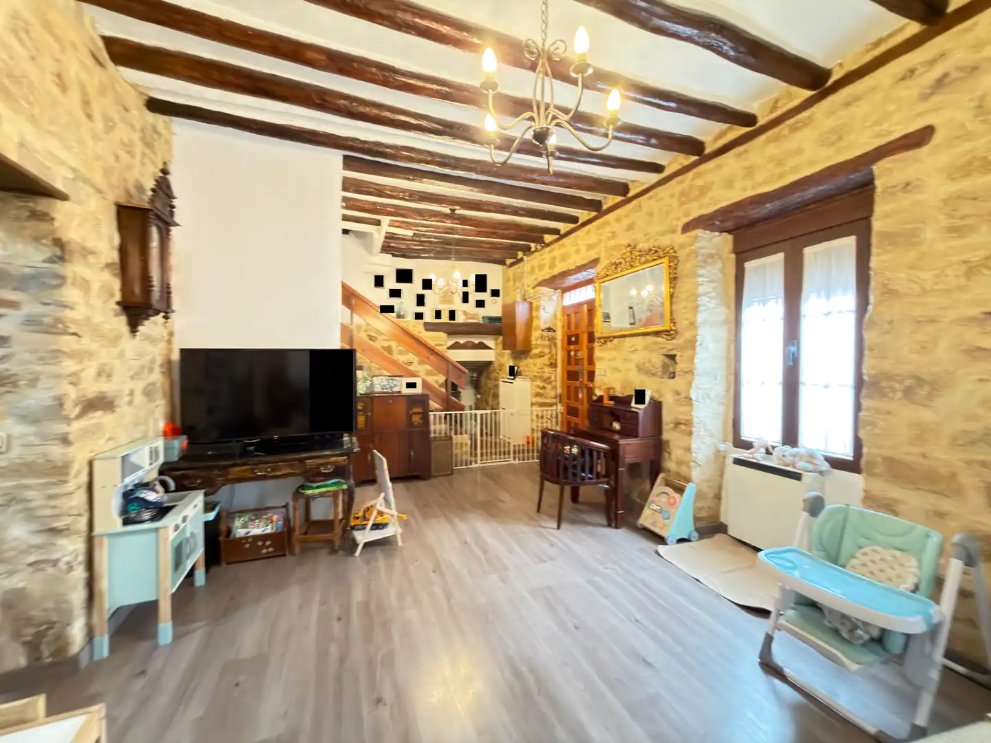 Wohnzimmer von Haus oder Chalet zum Verkauf in Úbeda mit Heizung, Terrasse und Abstellraum