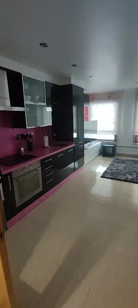 Cocina de Piso de alquiler en Ribeira con Parquet, Trastero y Amueblado