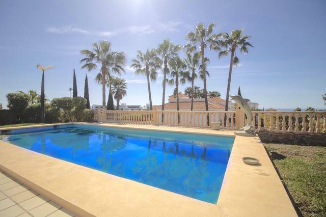 Casa-chalet en Alquiler en La Alquería