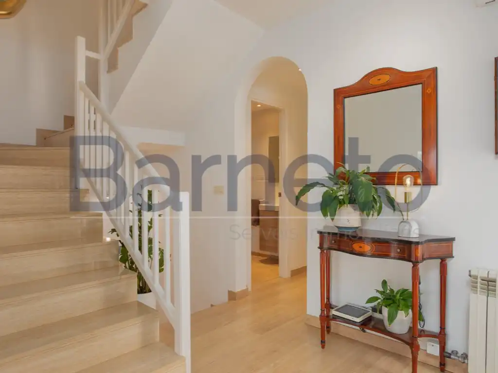 Houses for sale in Girona  with Air Conditioner