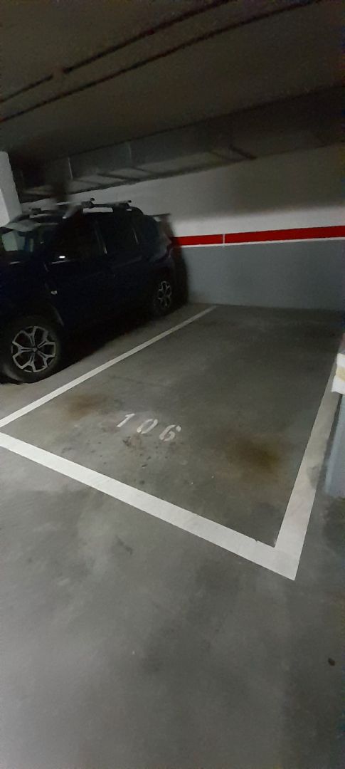 Garatge de lloguer a Calle de Berrocal, 9, Butarque
