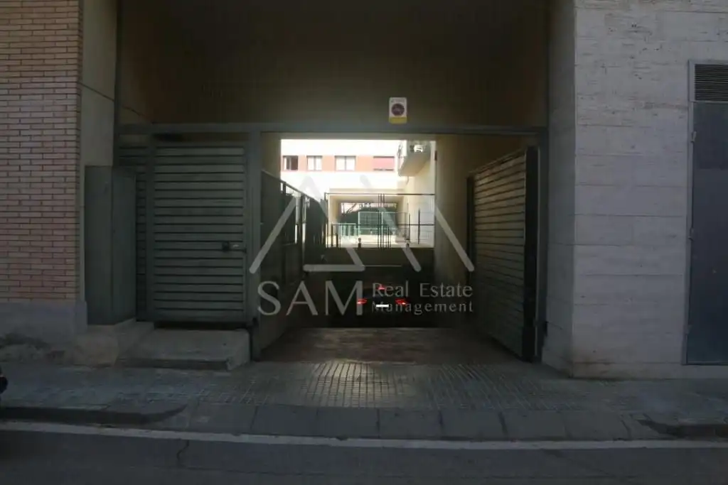 Einzelparkplatz zum Verkauf in Calle Mestre Falla, imagen 5