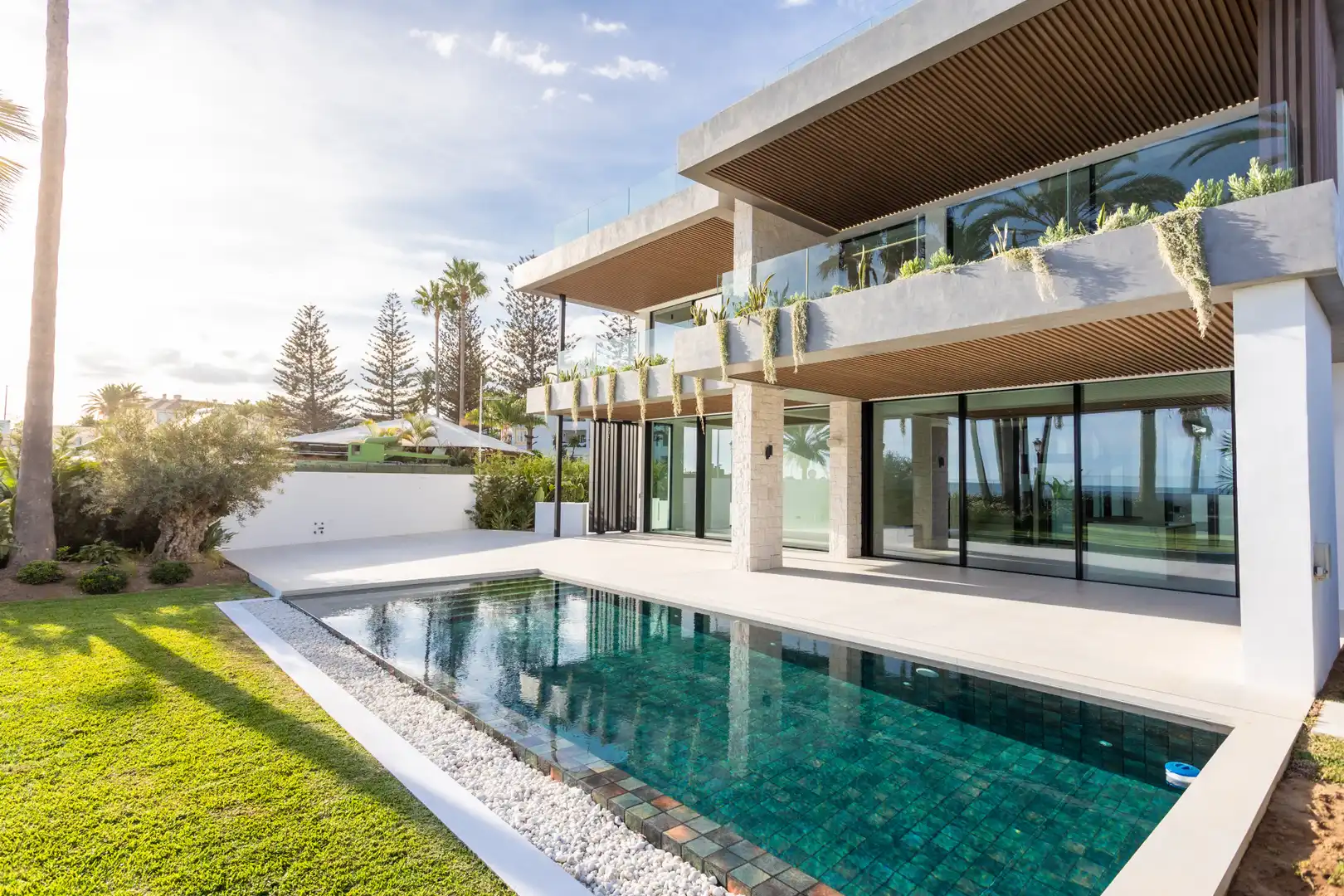 Exterior view of Houses for sale in Marbella  with Air Conditioner, Terrace and Storage room