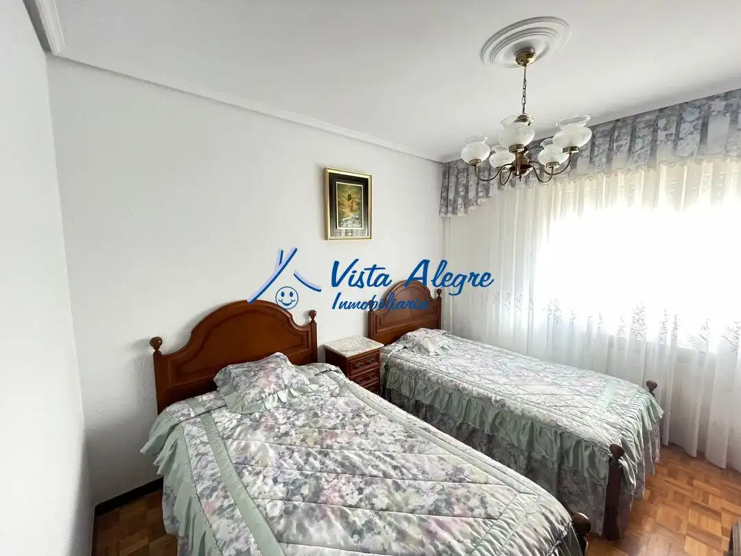 Habitación de Piso en venta en Haro con Calefacción, Terraza y Amueblado