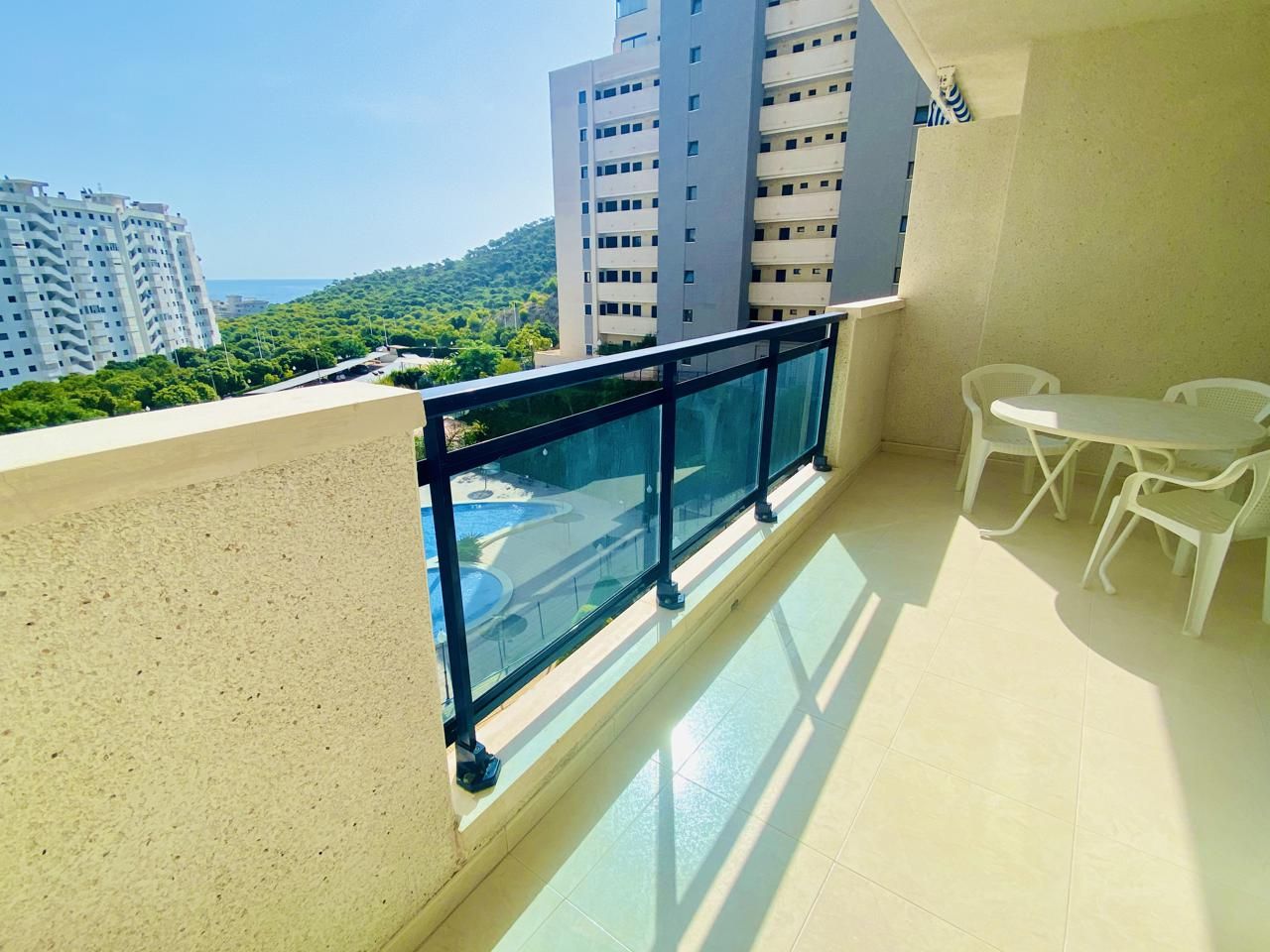 Terrassa de Apartament de lloguer en Villajoyosa / La Vila Joiosa amb Calefacció, Terrassa i Moblat