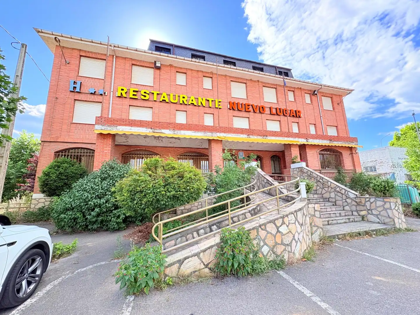 Gebäude zum Verkauf in Carracedelo