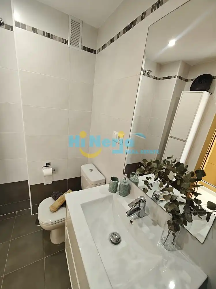 Apartamento con piscina en venta en Caleta de Vélez, imagen 6