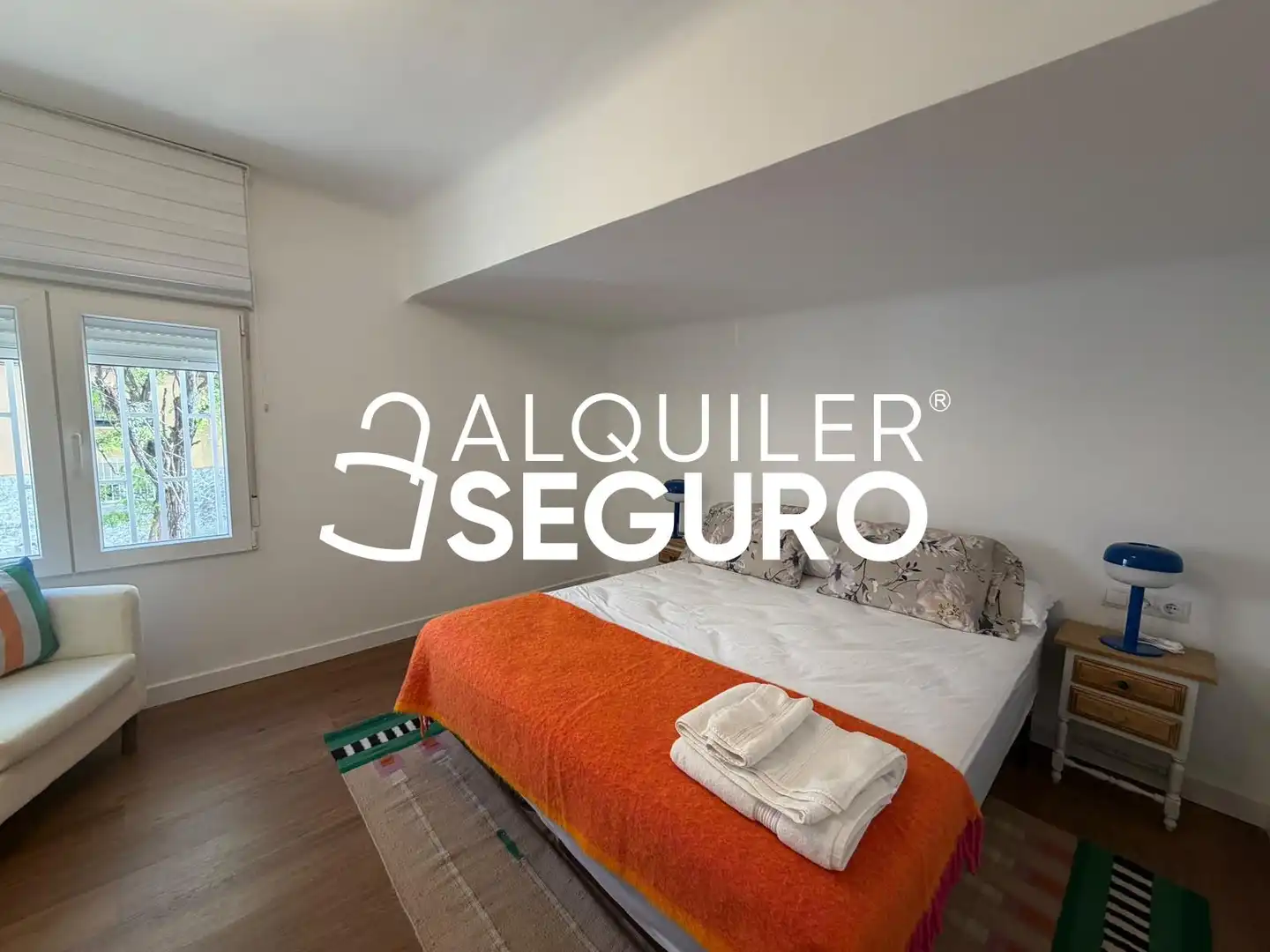 Bedroom of Flat for rent in Madrid  with Air Conditioner and Furnished