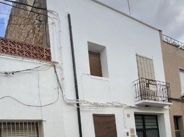 Maison avec balcon à vendre à Ramon Ramia