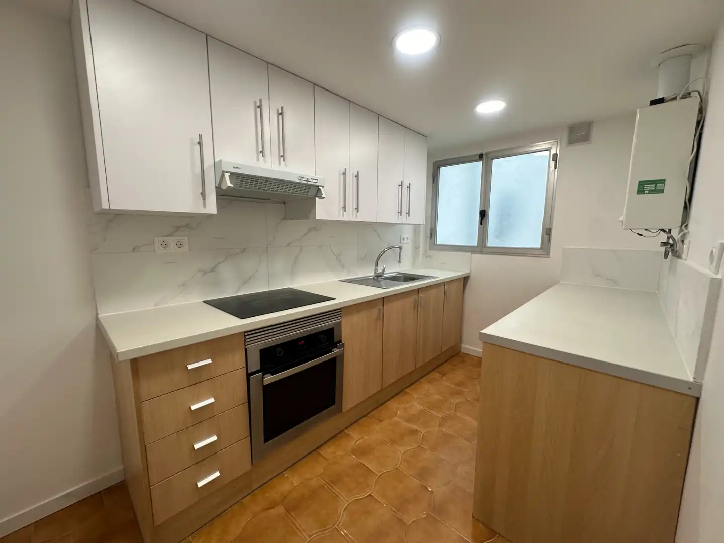 Cocina de Piso en venta en Valencia con Parquet, Terraza y Balcón
