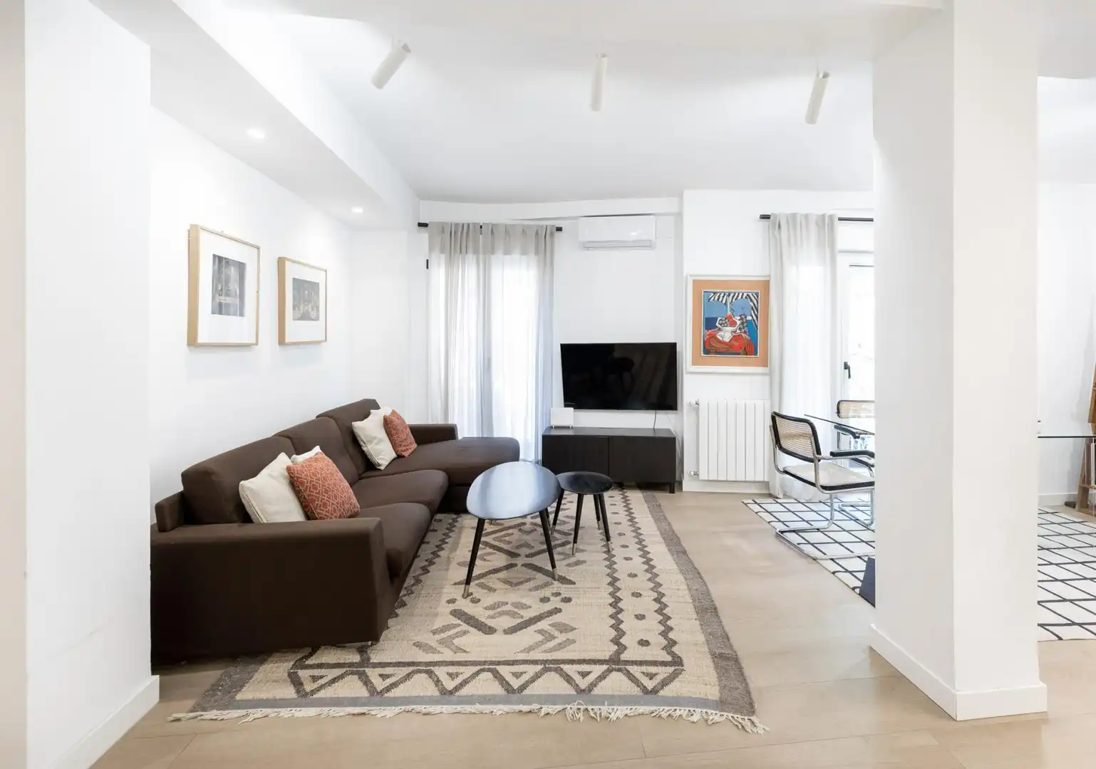 Piso con ascensor en venta en Calle Enriqueta Lozano 2, imagen 2