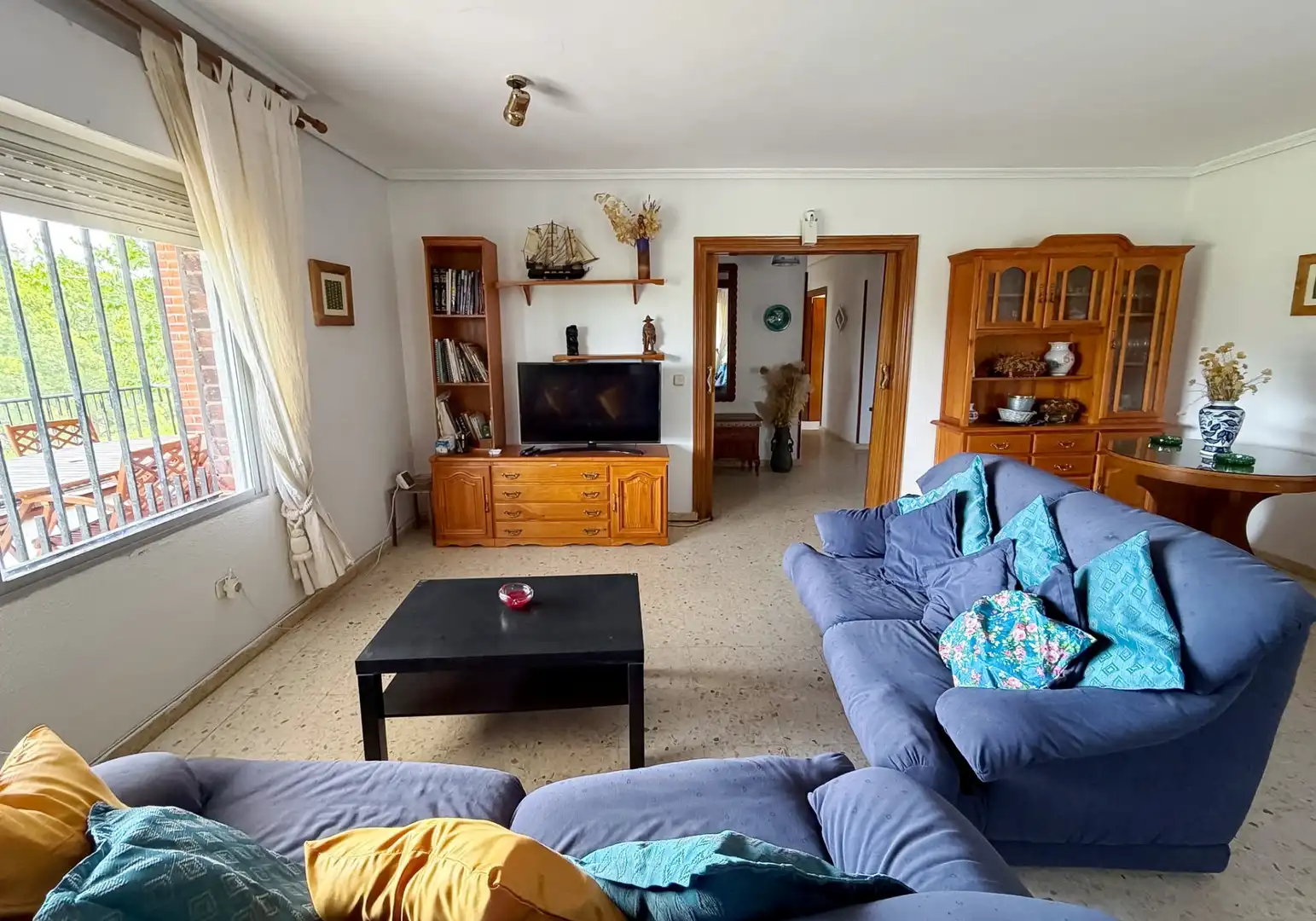 Living room of Houses for sale in Santa Cruz del Retamar  with Private garden, Terrace and Swimming Pool