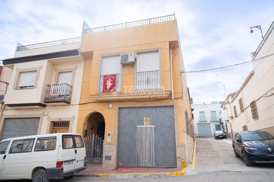 House or chalet for sale in C. Prior Requena, Jódar