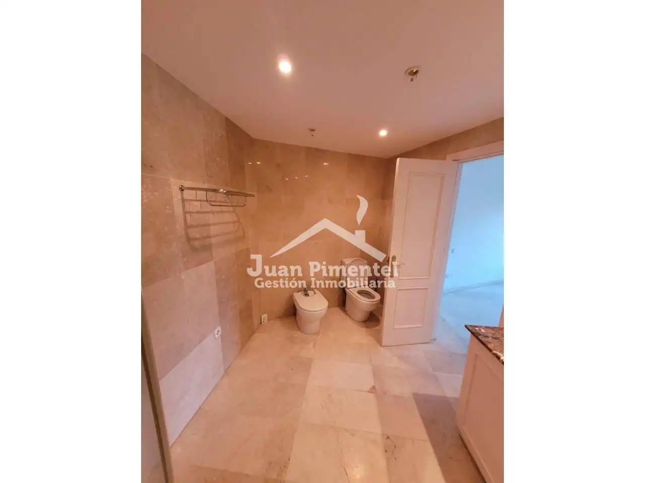 Apartamento con piscina en venta en Urbanizacion HACIENDA BEACH 10, imagen 11