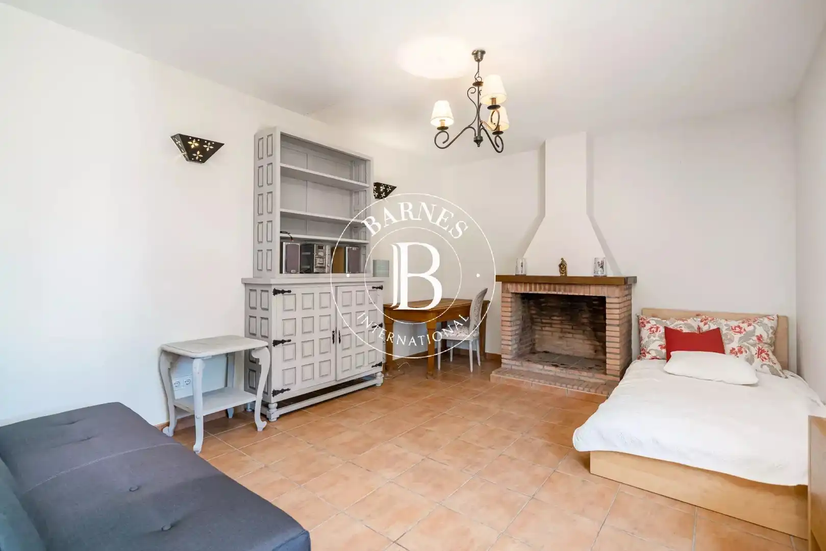 Casa o chalet en venta en Alcázar de San Juan con Jardín privado, Piscina y Amueblado