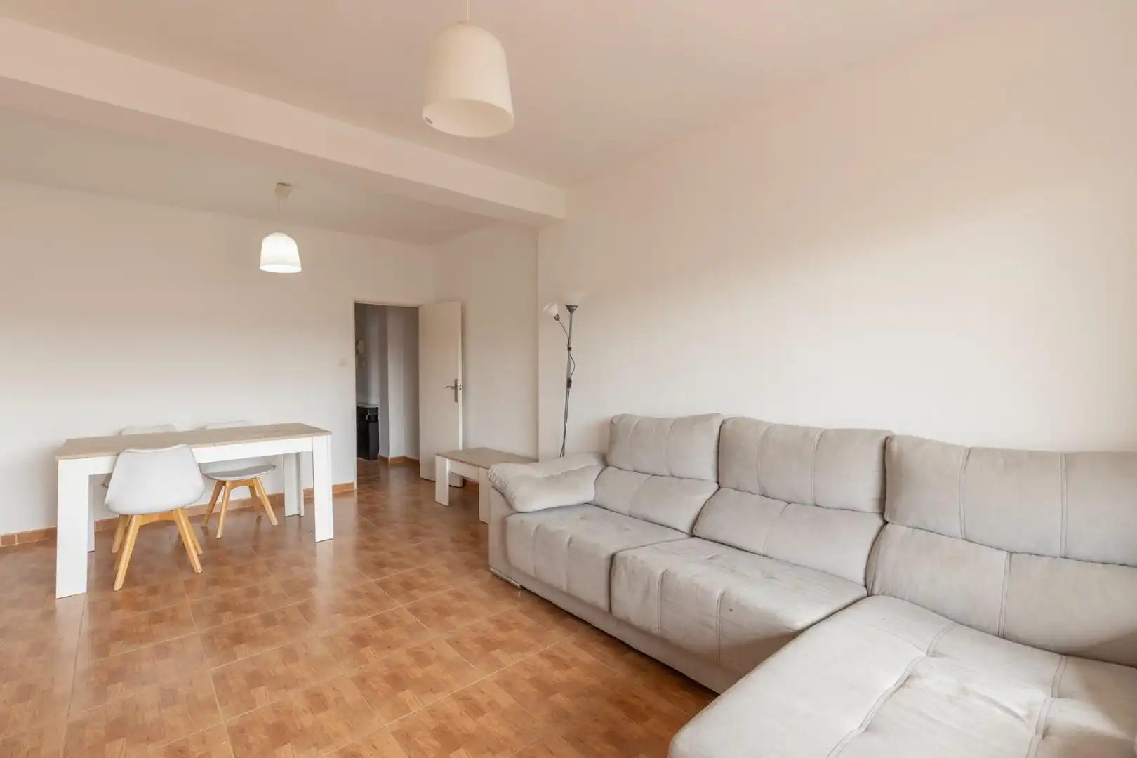 Sala de estar de Piso en venta en Granada con Terraza y Balcón