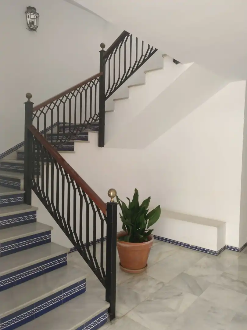 Flat for rent in Sevilla  with Air Conditioner, Heating and Furnished