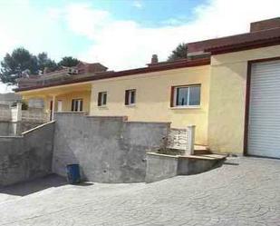 Exterior view of House or chalet for sale in Olèrdola