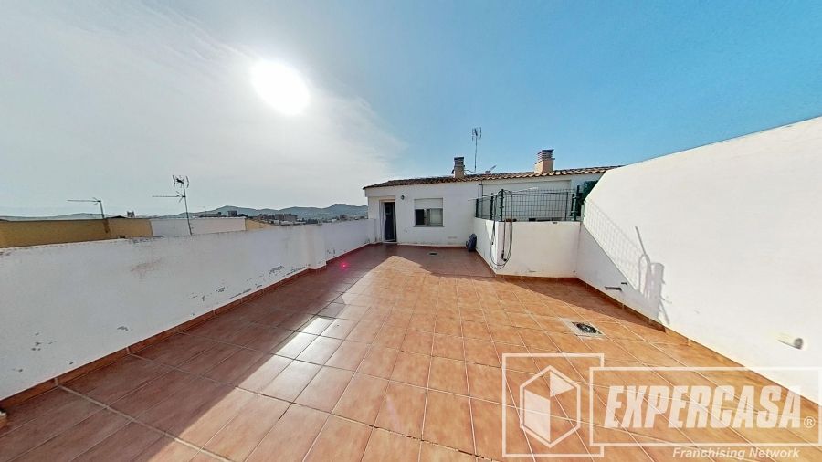 Exterior view of Attic for sale in Benisanó  with Air Conditioner, Terrace and Storage room