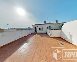 Vista exterior de Àtic en venda en Benisanó amb Aire condicionat, Terrassa i Traster