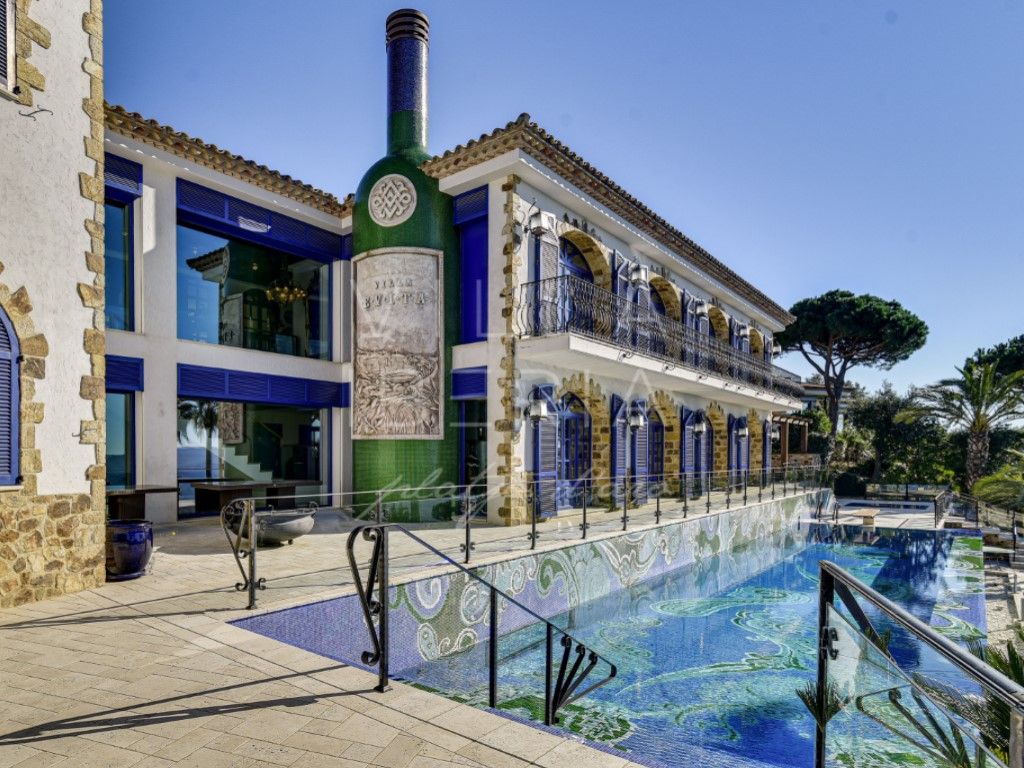 Exterior view of House or chalet for sale in Castell-Platja d'Aro  with Air Conditioner, Heating and Private garden