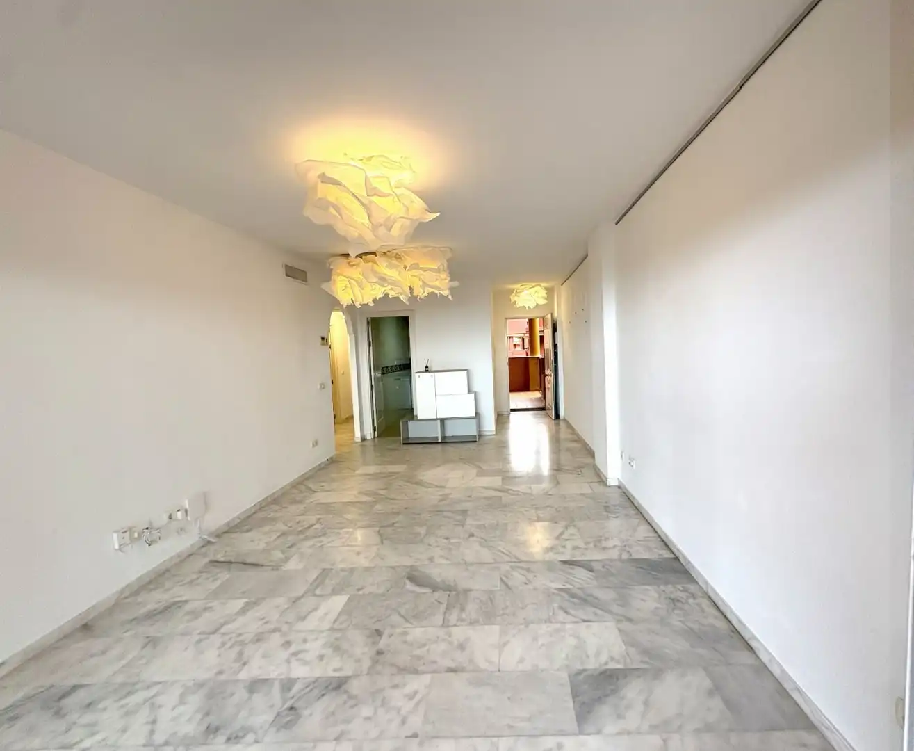 Flat for sale in Marbella  with Air Conditioner, Terrace and Storage room