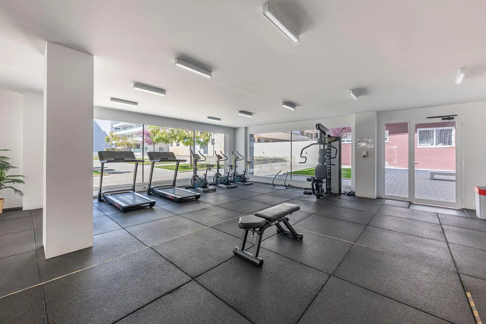 Apartament en venda en Marbella amb Aire condicionat, Traster i Piscina