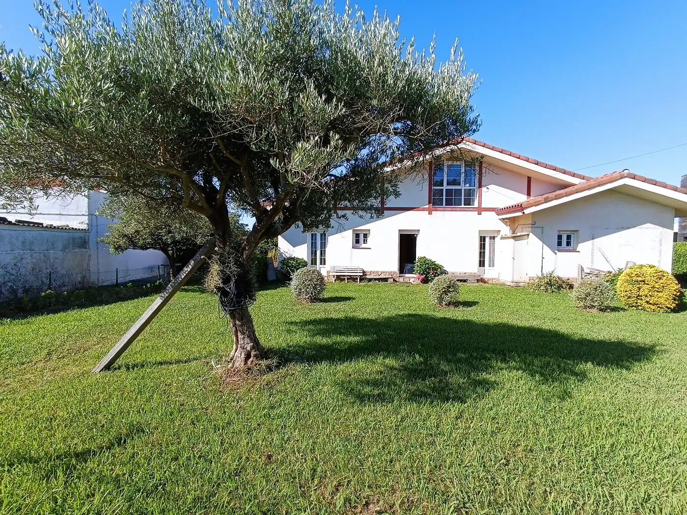 Vista exterior de Casa o chalet en venta en Barrika con Calefacción, Jardín privado y Terraza