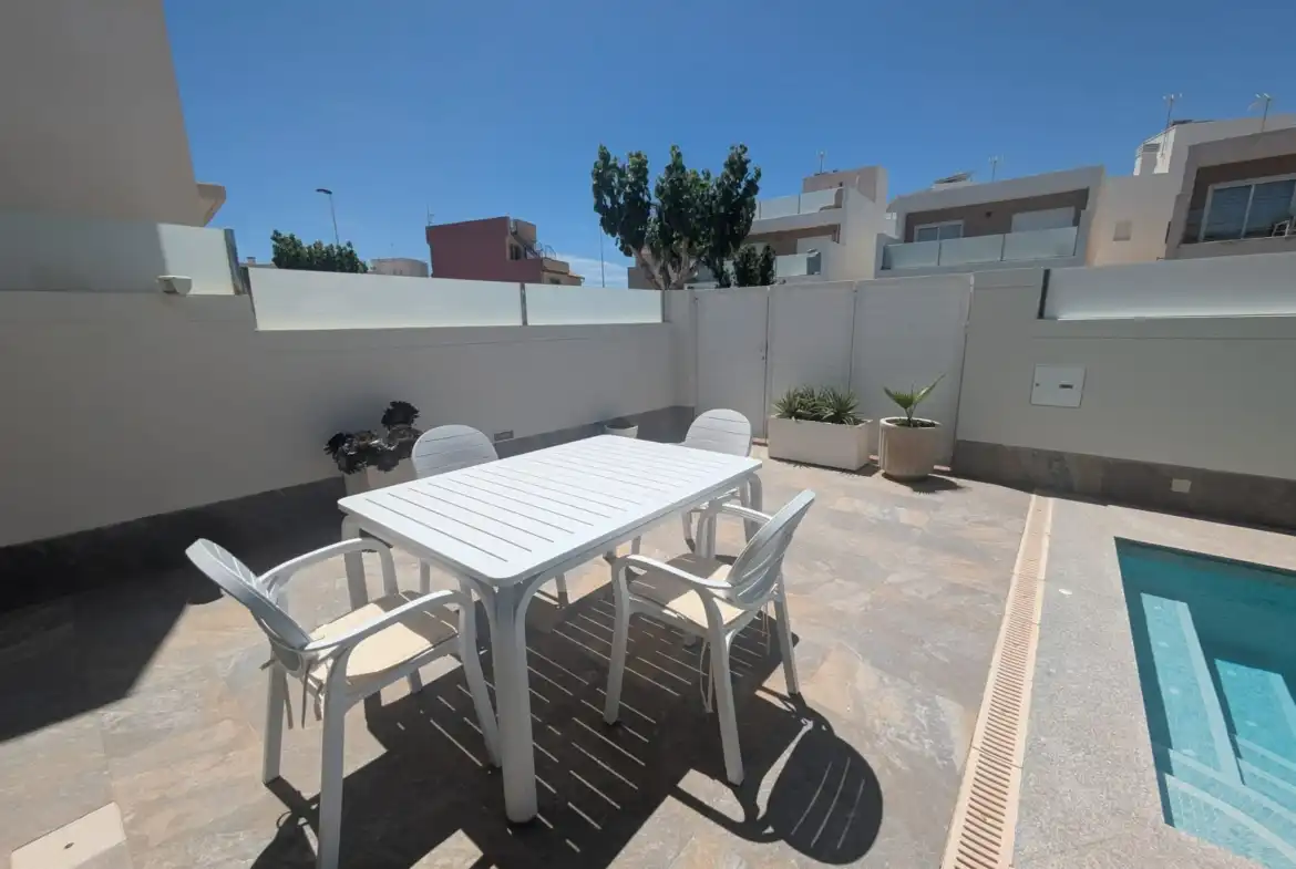 Chalet en venta en Calle Alonso Cano, imagen 5