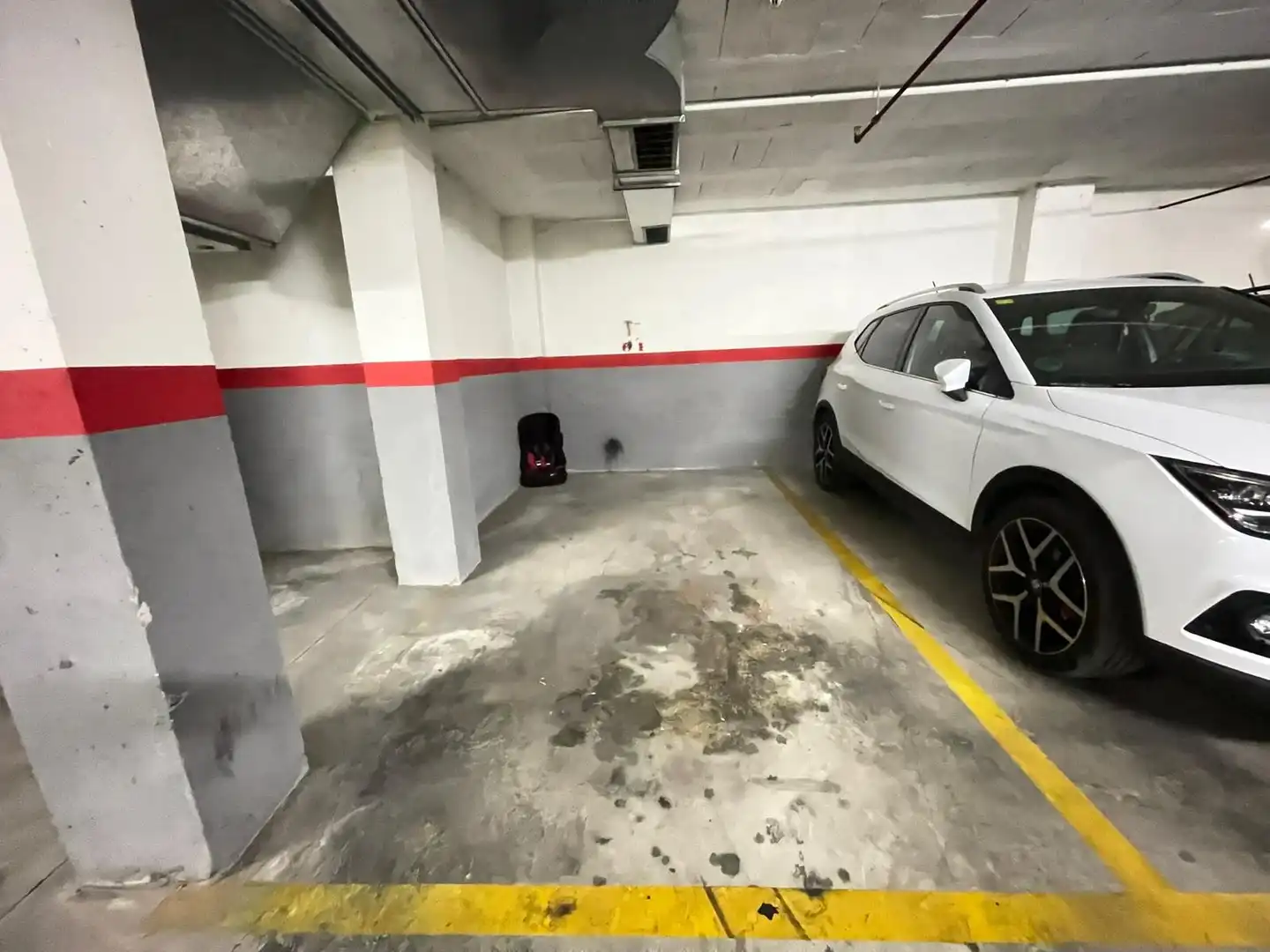 Parkplatz von Wohnung zum Verkauf in Badalona mit Klimaanlage, Heizung und Terrasse