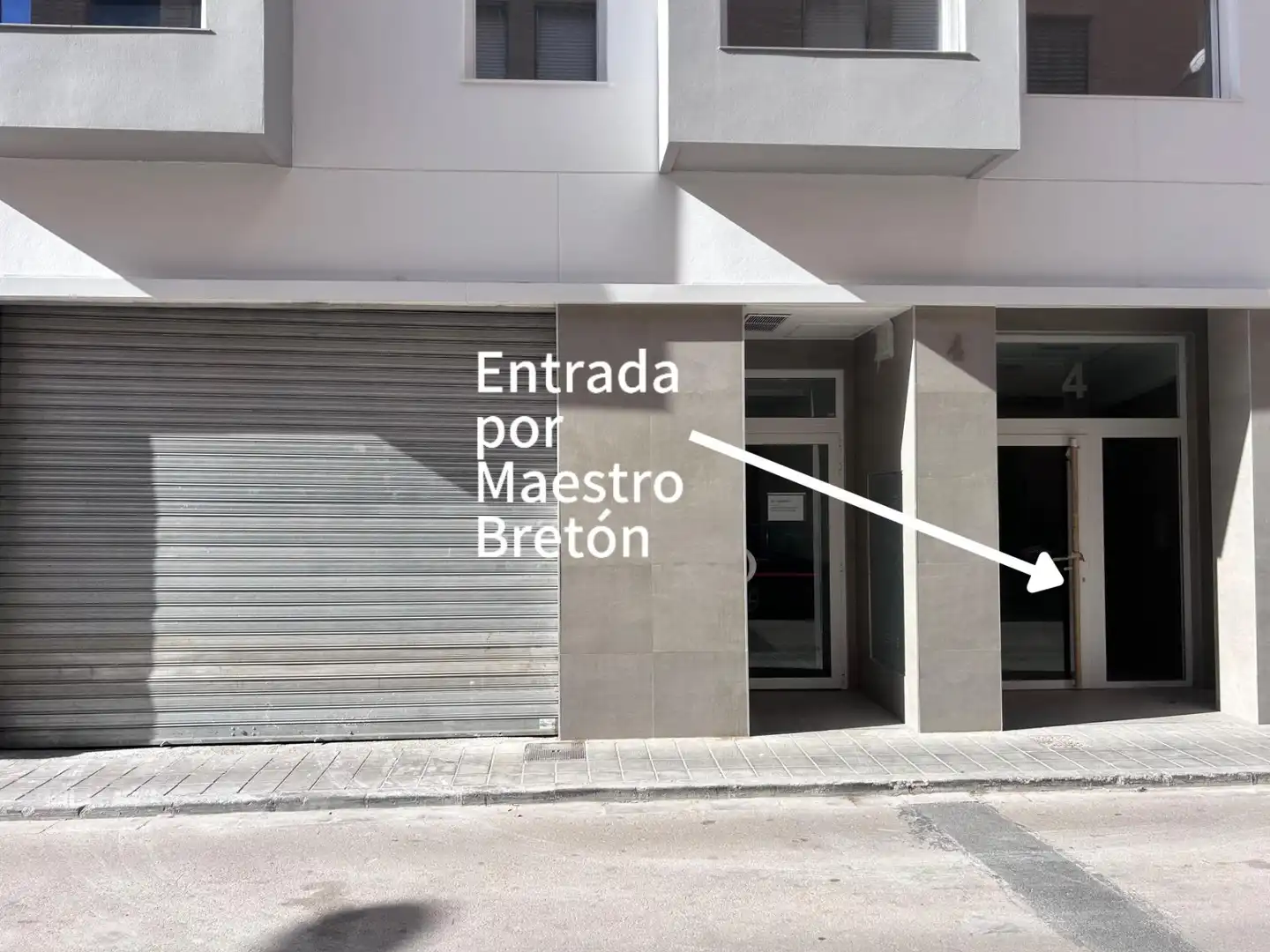 Locale commerciale in affitto a Calle MAESTRO BRETON 4, imagen 3