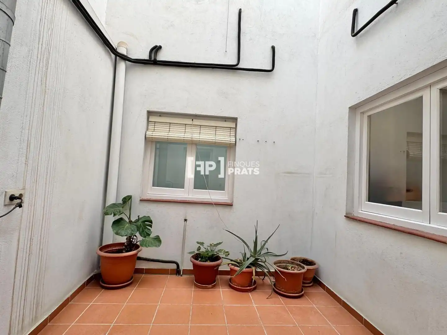 Balcony of Houses for sale in Albesa  with Air Conditioner and Heating