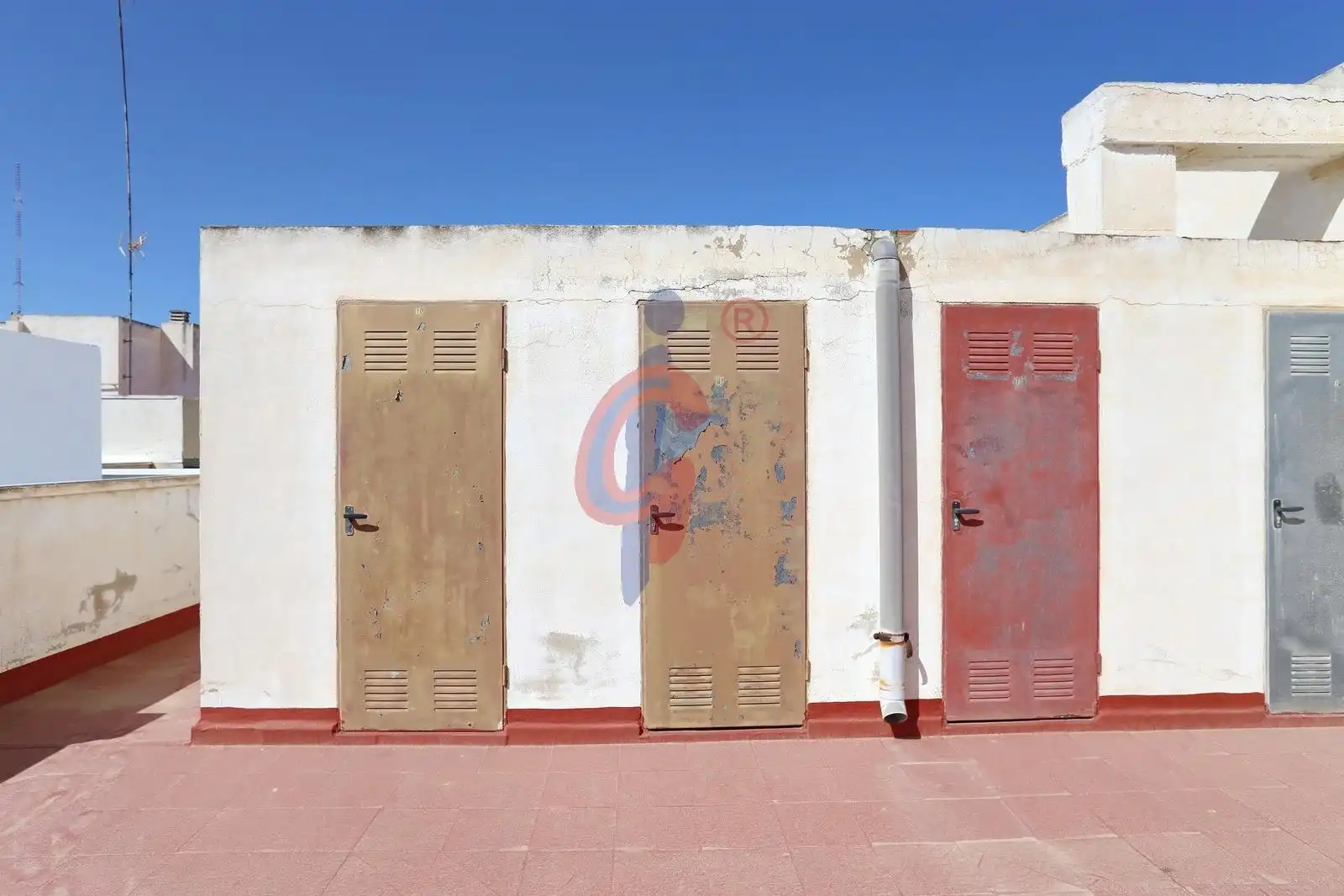 Vista exterior de Planta baixa en venda en Guardamar del Segura amb Terrassa, Traster i Moblat