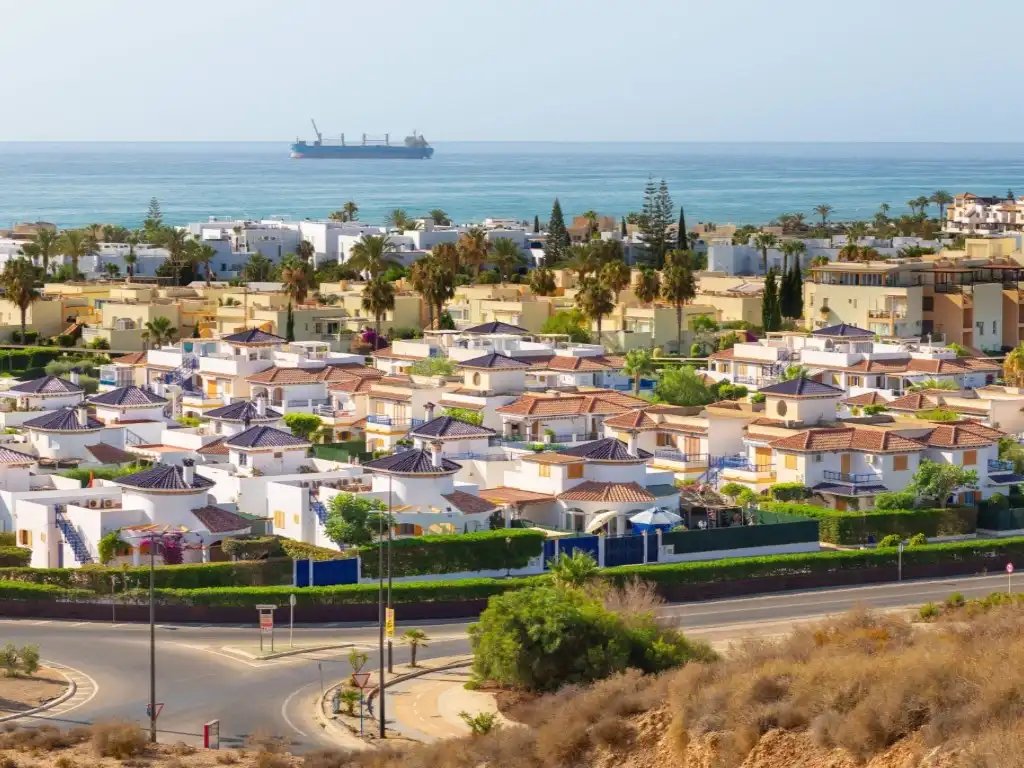 Vista exterior de Apartamento en venta en Vera con Aire acondicionado, Terraza y Amueblado